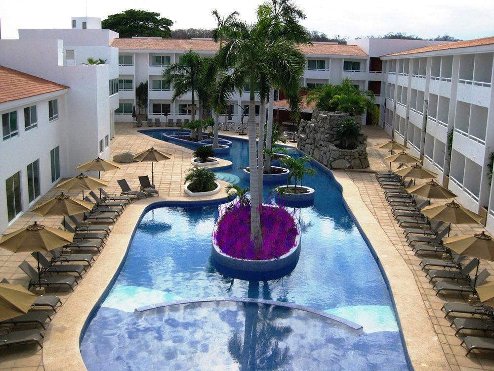 La Isla Huatulco Hotel Exterior photo
