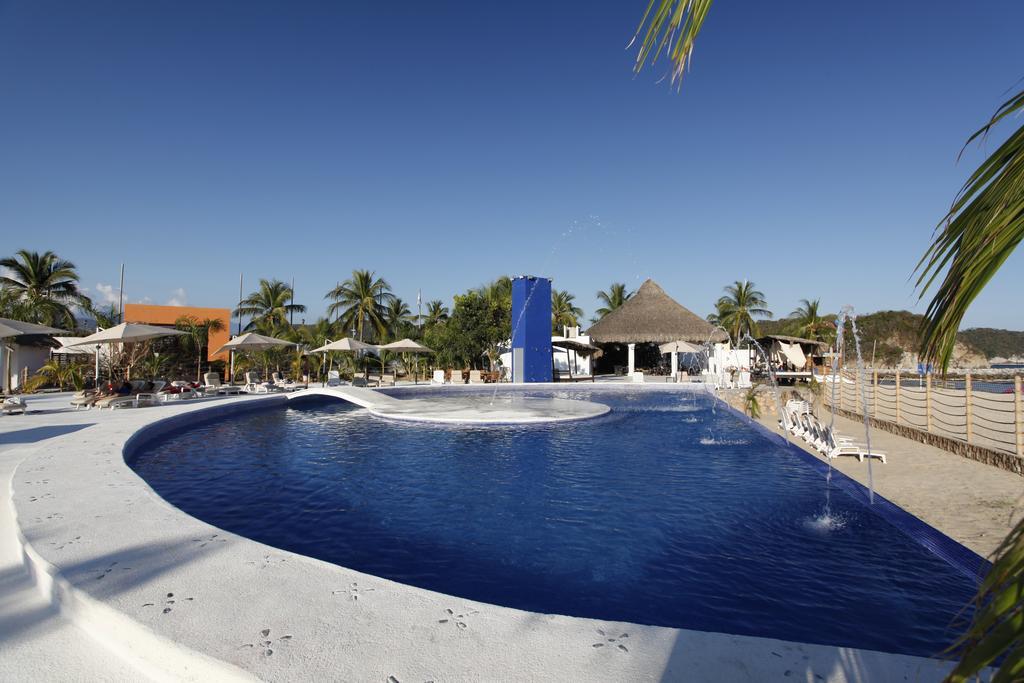 La Isla Huatulco Hotel Exterior photo