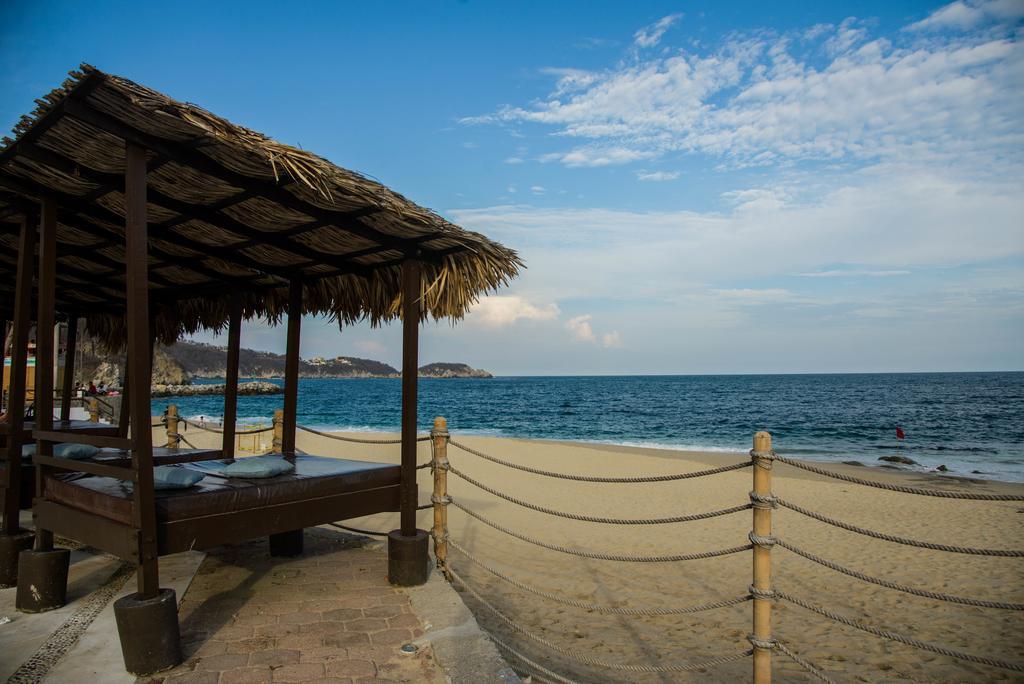 La Isla Huatulco Hotel Exterior photo