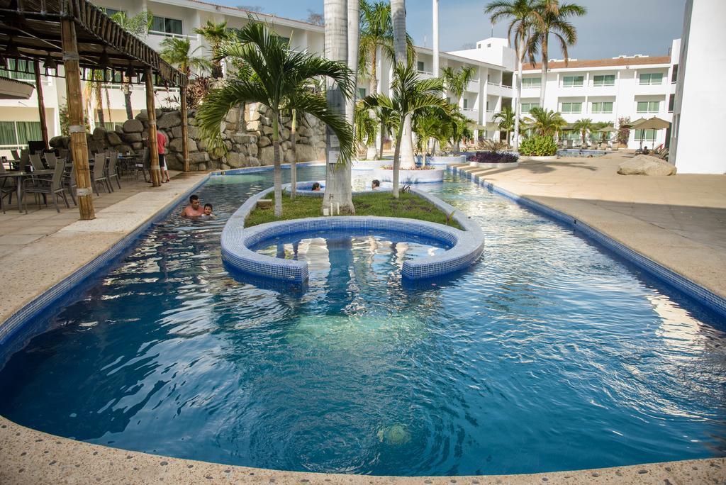 La Isla Huatulco Hotel Exterior photo