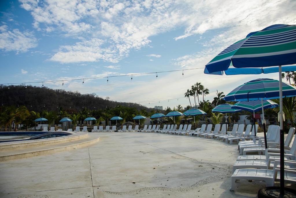 La Isla Huatulco Hotel Exterior photo