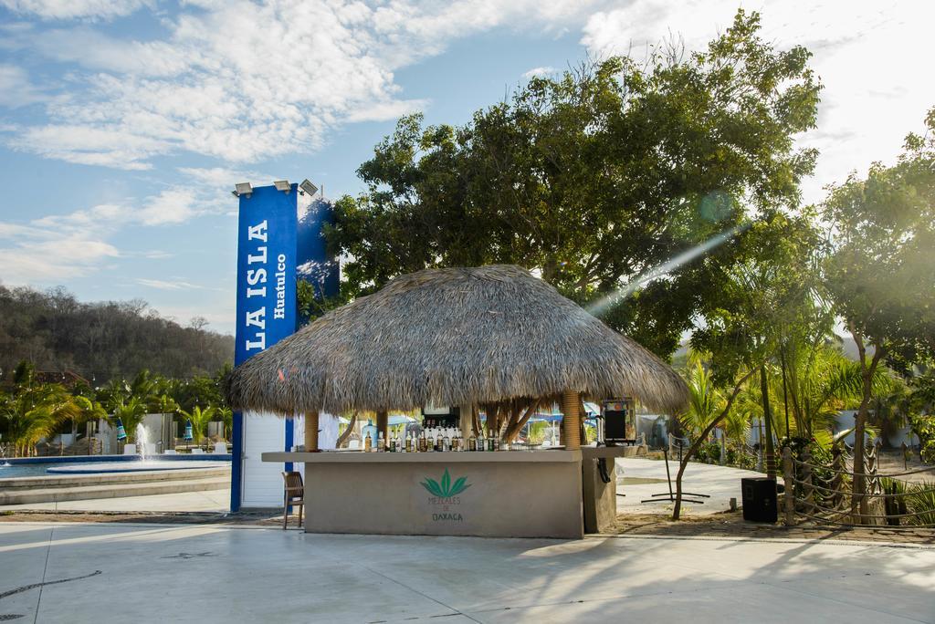 La Isla Huatulco Hotel Exterior photo