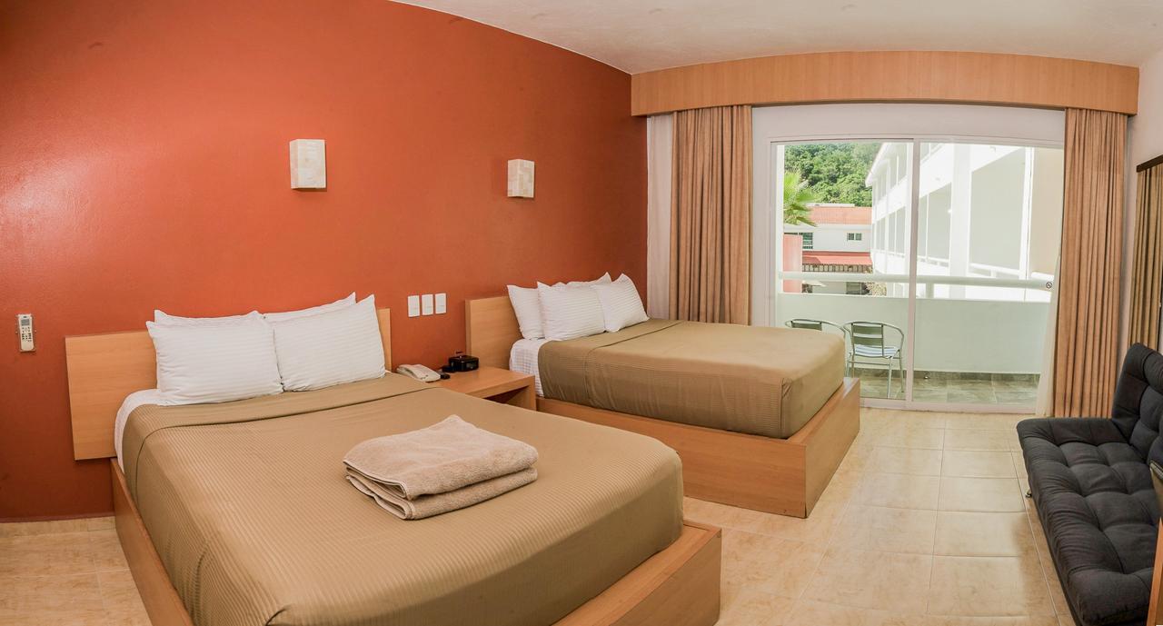 La Isla Huatulco Hotel Exterior photo