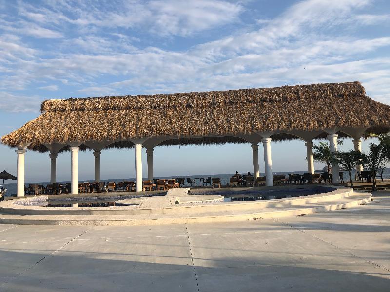 La Isla Huatulco Hotel Exterior photo